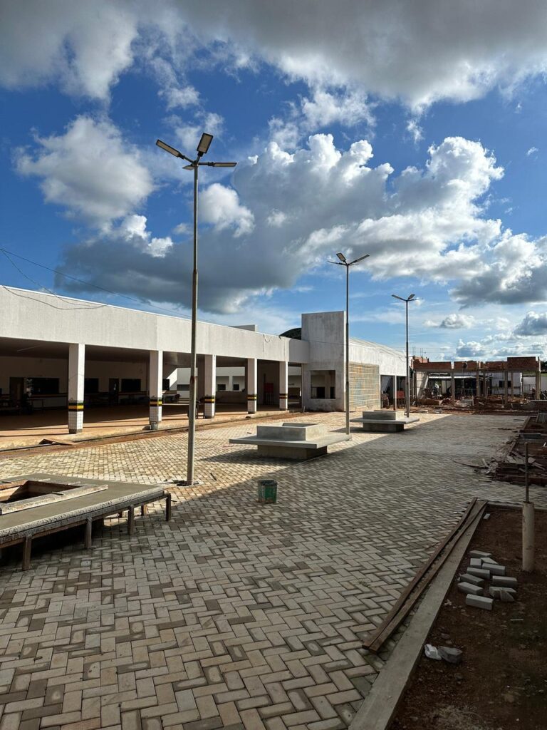 Construtora abandona obras de escolas em Canaã dos Carajás
