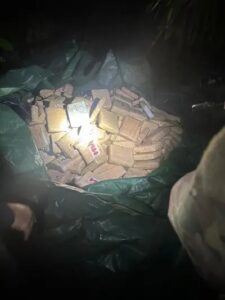 Ação da PM intercepta avião com uma tonelada de drogas entre os municípios de Itaituba e Rurópolis no PARÁ